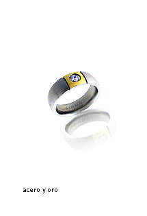 Alianza de acero bicolor con circonita. 045_SOUL09 Alianza fantasia diversos materiales rfcia.045_SOUL09