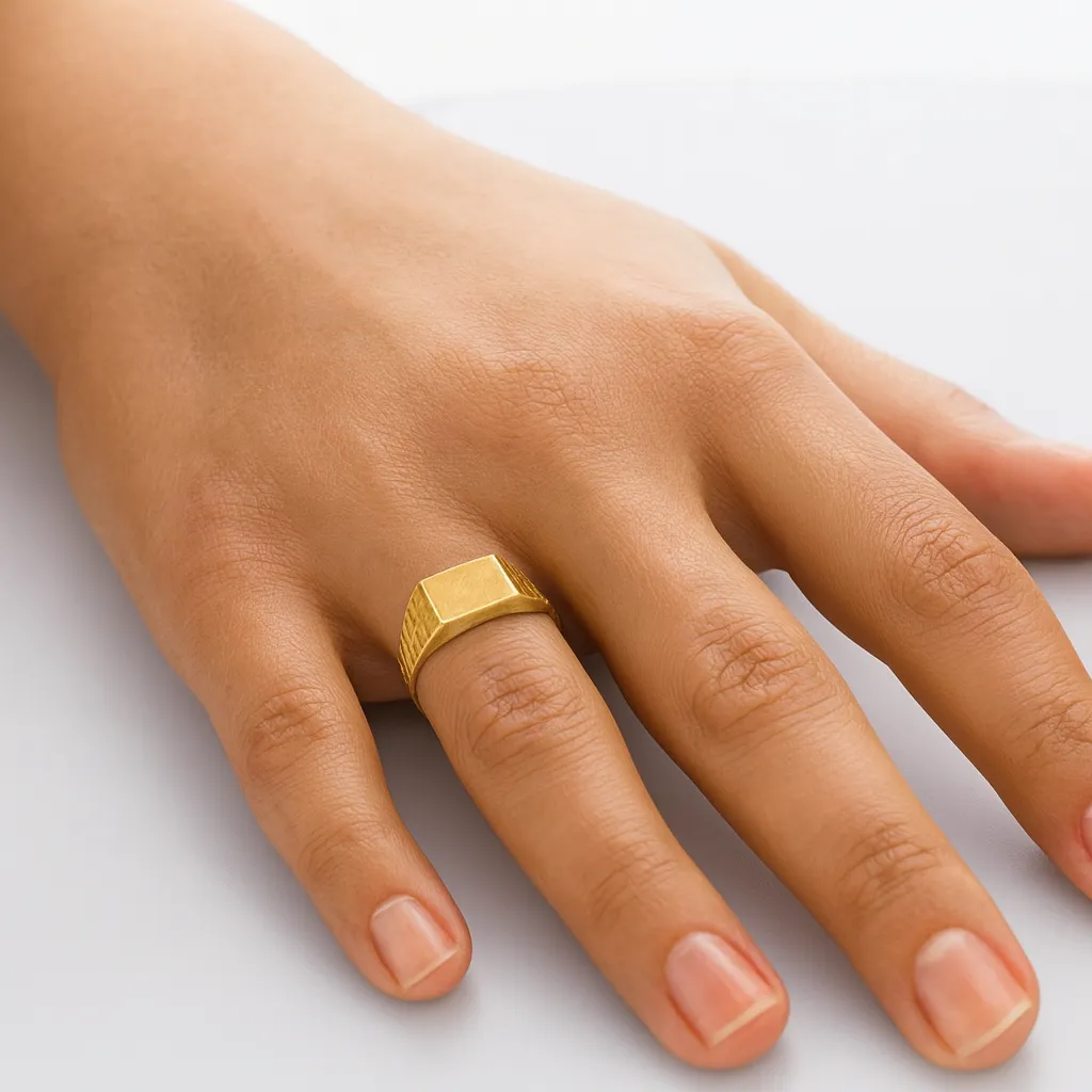 Anillo de oro Sello Primera Comunión 18K 037_203-I anillo de oro sello de niño para grabar