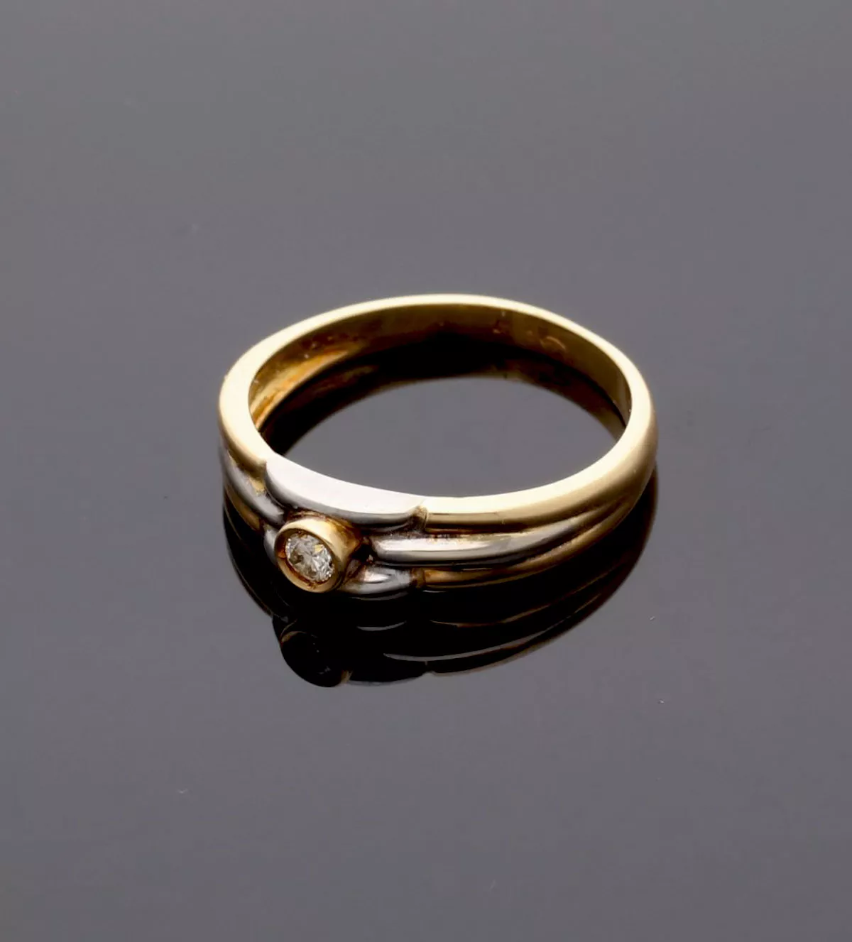 Anillo de compromiso oro bicolor "PARTE de MI" anillo de compromiso PARTE de MI toma sin retoque