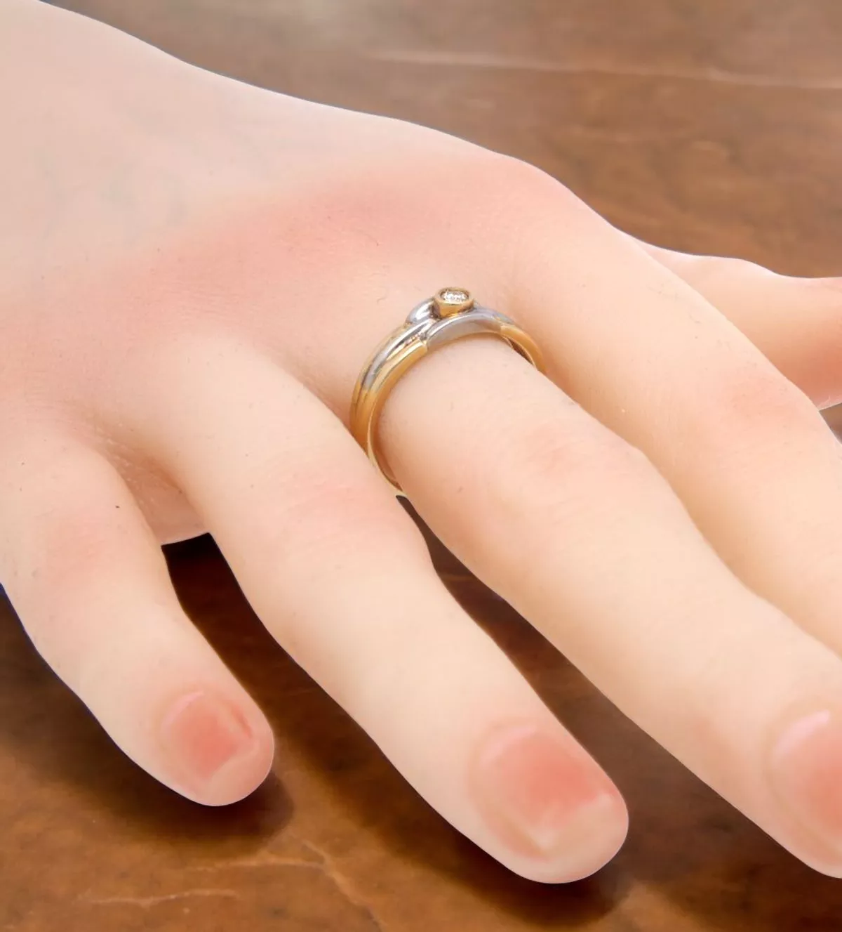 Anillo de compromiso oro bicolor "PARTE de MI" anillo de compromiso PARTE de MI toma mano silicona