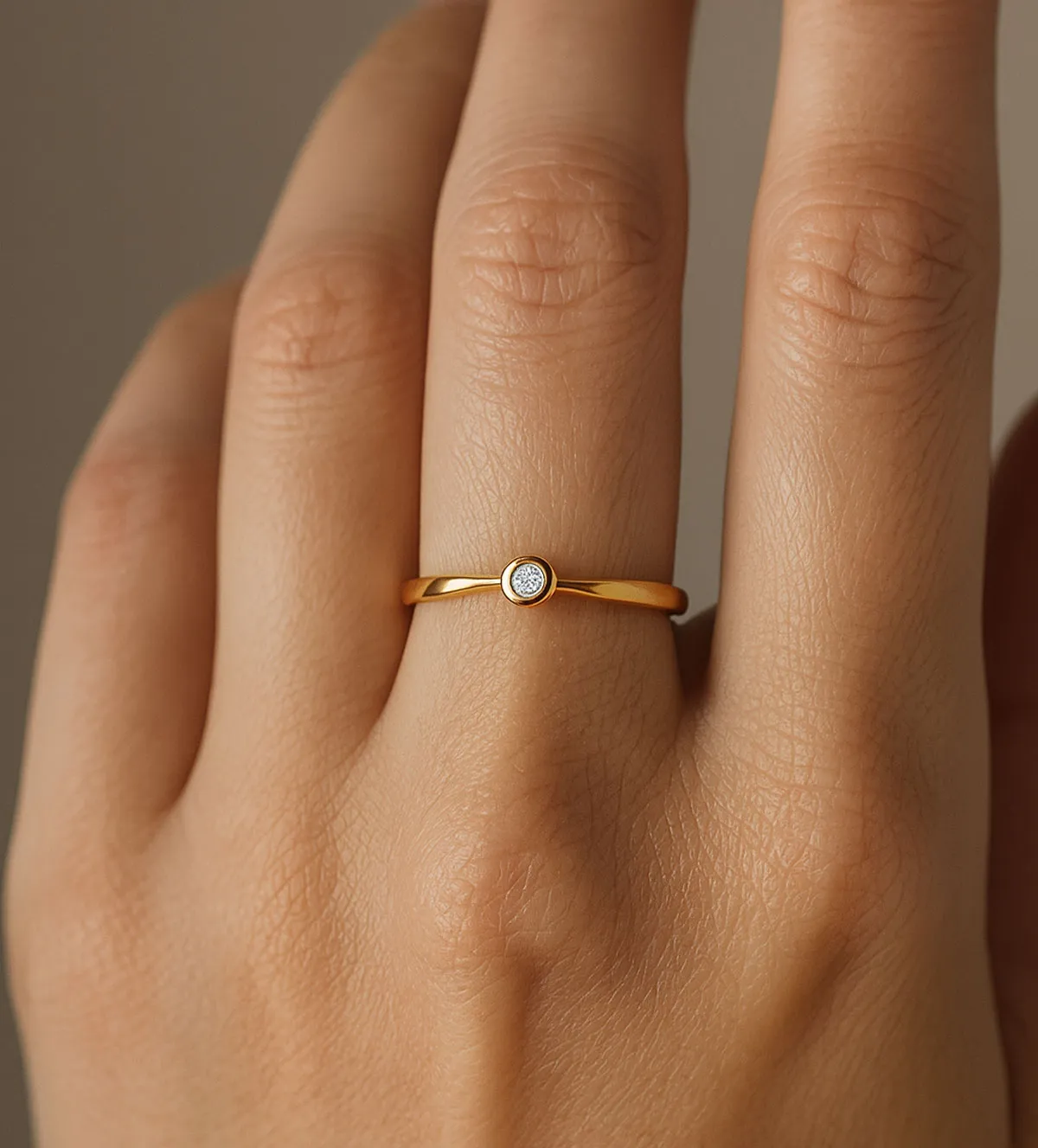 Anillo de compromiso oro amarillo 18 ktes y diamante 037_11440105 anillo-de-compromiso-oro-amarillo-con-brillante-037_11440105_10