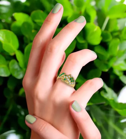 anillo de oro con circones y esmeraldas pantera 002 4084 S 11