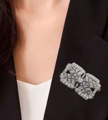 broche de plata para solapa foto modelo