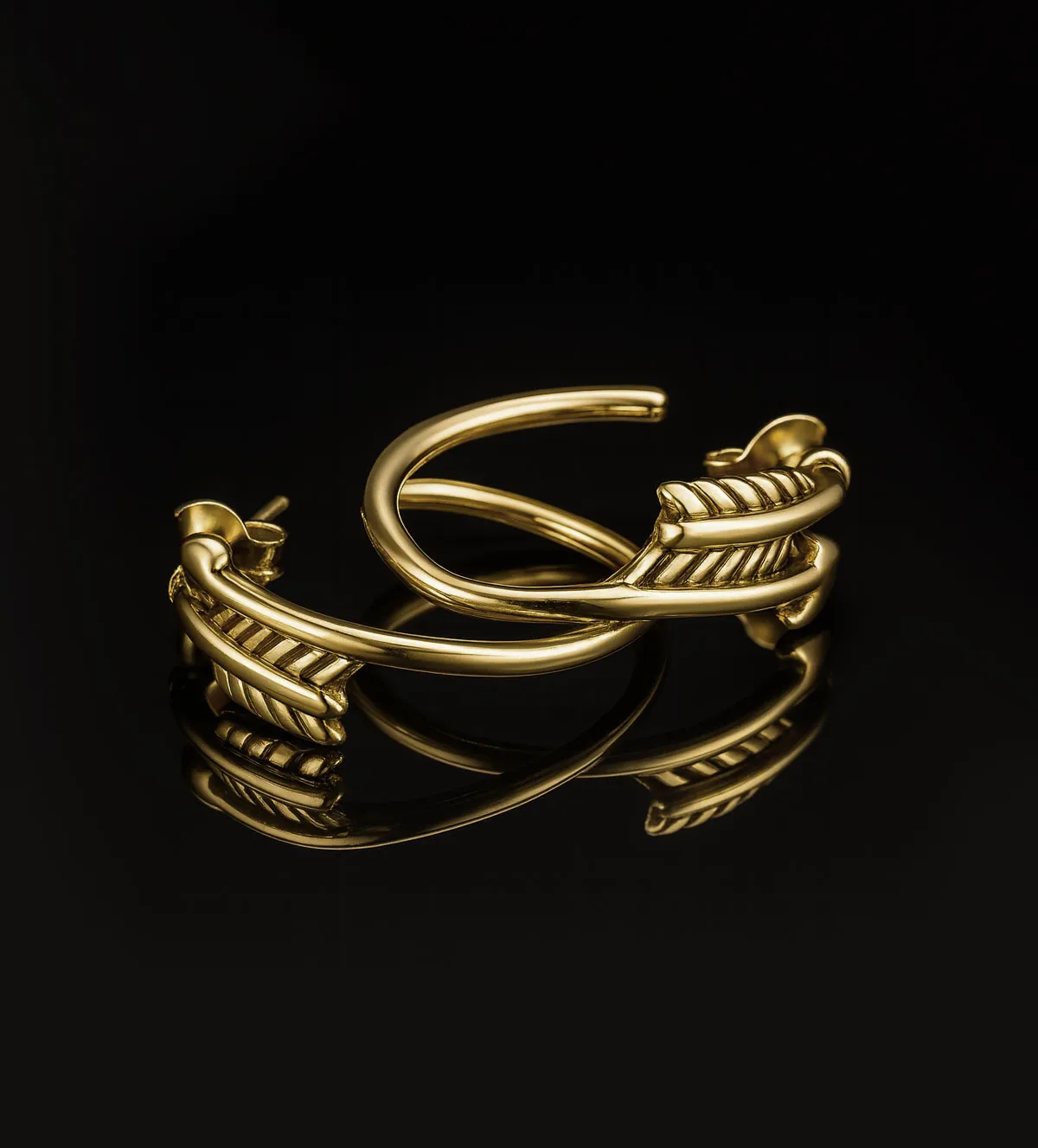 Pendientes de plata chapada flecha 266_012212-2-1 pendiente-de-plata-chapada-oro-flecha-266_012212-2-1 toma fondo negro