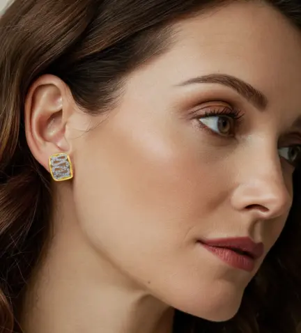 pendientes de oro bicolor con diamantes vista modelo