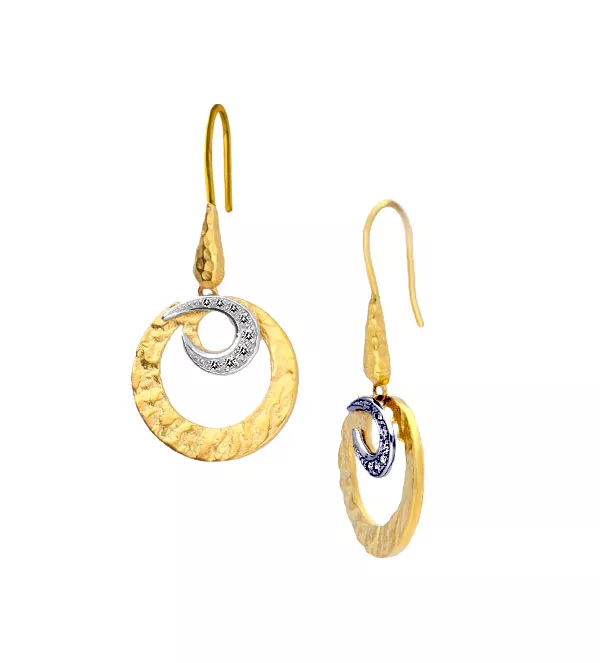 Pendientes de oro "Bravíos" pendientes de oro Bravíos vista lateral