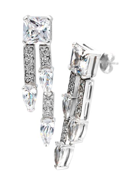 pendientes de plata con circonitas pendientes largos fotografia para joyeria online toma dos 132_08739-P_02