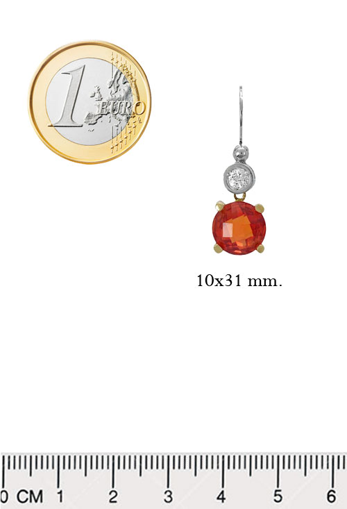 Pendientes oro largos con piedras oro bicolor. 146_H109-2 pendientes largos oro 18 ktes cuarzo facetado y circon fotografia para parrilla web el rubi joyeros toma medidas