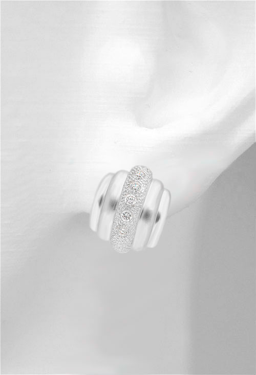 pendientes oro blanco 18 kilates y circonitas vista modelo oreja 019_2296_02