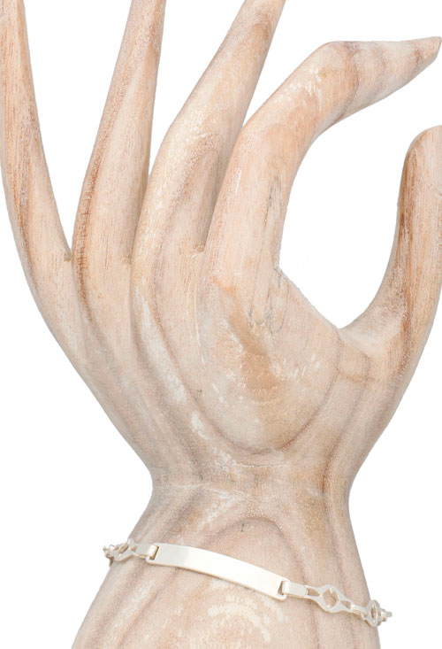 pulsera de plata con chapa para grabar eslabones estampados foto expositor mano precio barato joyeria online