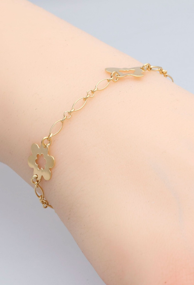 Pulsera oro amarillo para mujer entrepiezas 003_P49502 pulsera oro amarillo 18 kilates entrepiezas flores y corazon vista en modelo precio barato joyeria online 003_P49502_04