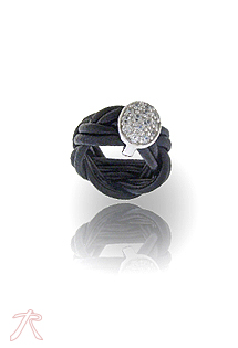 Sortija de plata cuero y circonitas. 015_AN-018 Sortija de plata, cuero y circonitas - foto 1 - rfcia.015_AN-018