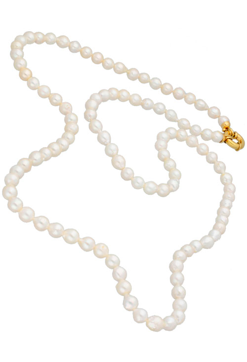 collar perlas cultivadas akoya modelo charleston con broche de oro amarillo 18 kilates reason marinero foto collar entero