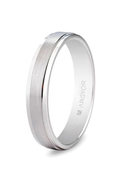 Alianza de boda oro blanco 18 ktes. mate con biseles brillo - foto 1 - rfcia. 5B40397