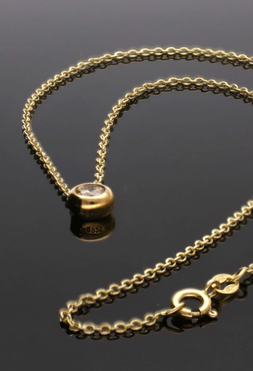 Collar de plata chapada con circonita. 248_C8I9085-A-C-40 Collar de plata chapada con circonita. 248_C8I9085-A-C-40 fondo negro