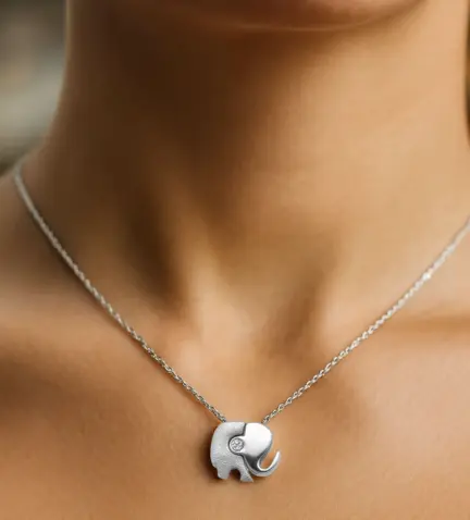 gargantilla-de-oro-blanco-con-brillante-134_ELEFANTE-1 modelo