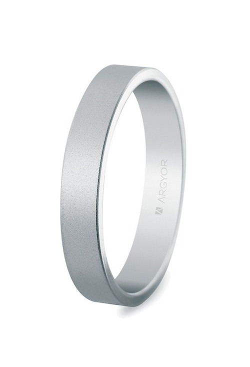 Alianza de oro blanco 18 kilates. 4mm con textura arena 5B40150M Alianza de oro blanco 18 kilates 4 mm con textura arena - foto 1 - rfcia. 5B40150M