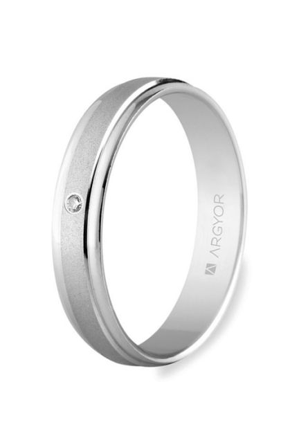Alianza de oro blanco 9K y diamante, mate con biseles 4mm. Argyor 9K5B40044D