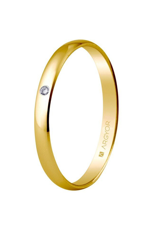 Descubre la elegancia de la alianza de oro 18 Ktes con diamante. Diseño clásico, acabado brillante y calidad superior.