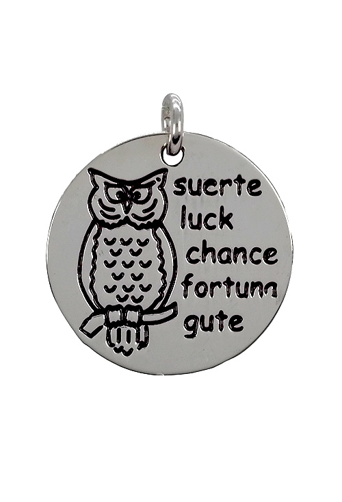 Charm de plata para pulsera. disco con leyenda “suerte” en 5 idiomas. 266_024273-1-10-3 Charm de plata para pulsera. disco con leyenda -suerte- en 5 idiomas - foto 3 - rfcia.266_024273-1-10-3