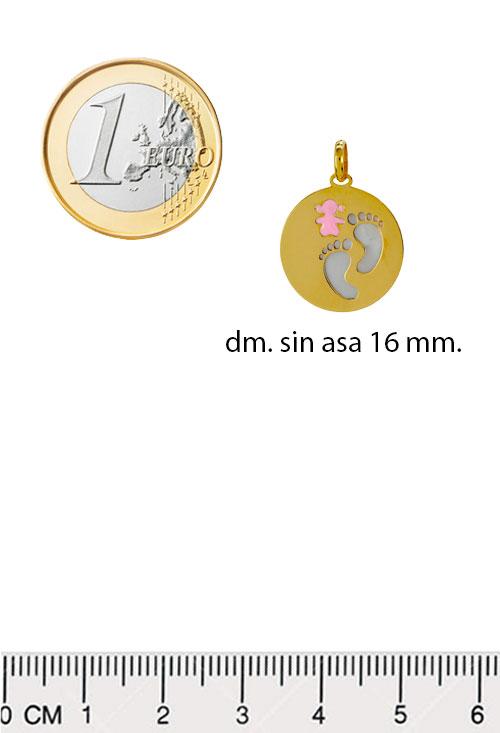 Colgante de oro amarillo 18 ktes Día de la Madre. colgante oro y nacar huellas de pies y niña esmaltada en rosa vista medidas para web el rubi joyeros