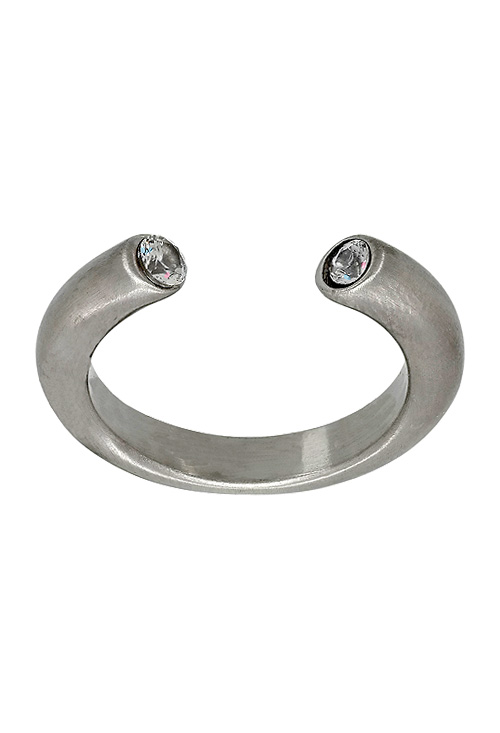 Anillo de acero con circonitas 276_A2351