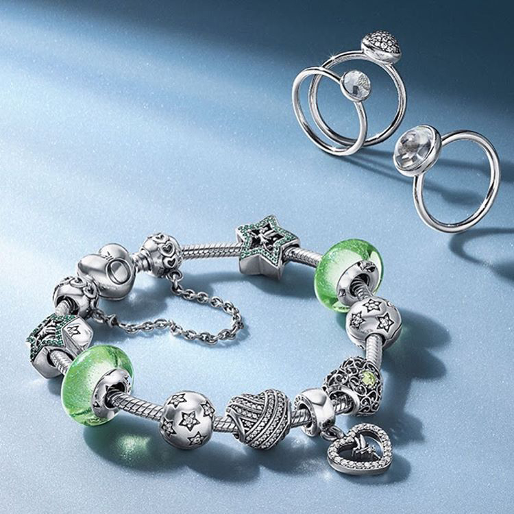 Abalorios de plata y oro