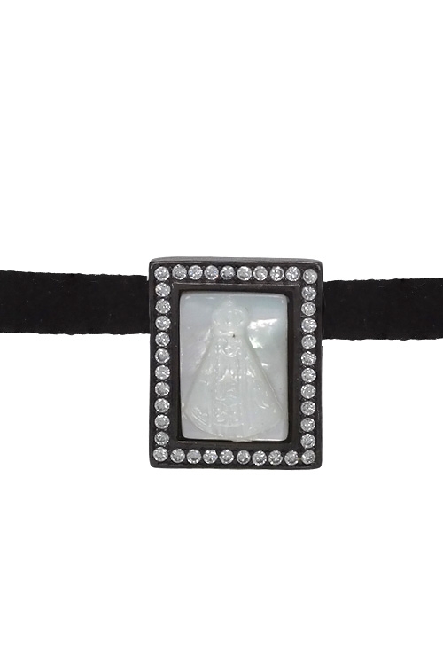 choker seda negra y motivo medalla de nacar con Virgen vista detalle 295_PVOL73568