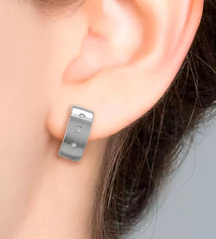 pendientes de plata mitad de mi foto con modelo