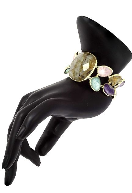 pulsera cuarzos irregulares en plata chapada 252_BB3201-LB-FL-CR-AM vista en maniqui