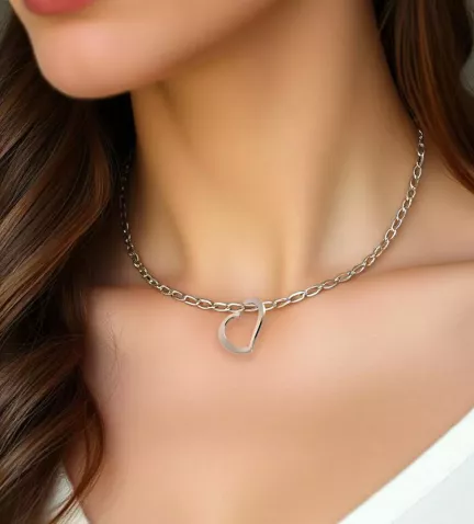 colgante de plata corazon calado vista modelo IA