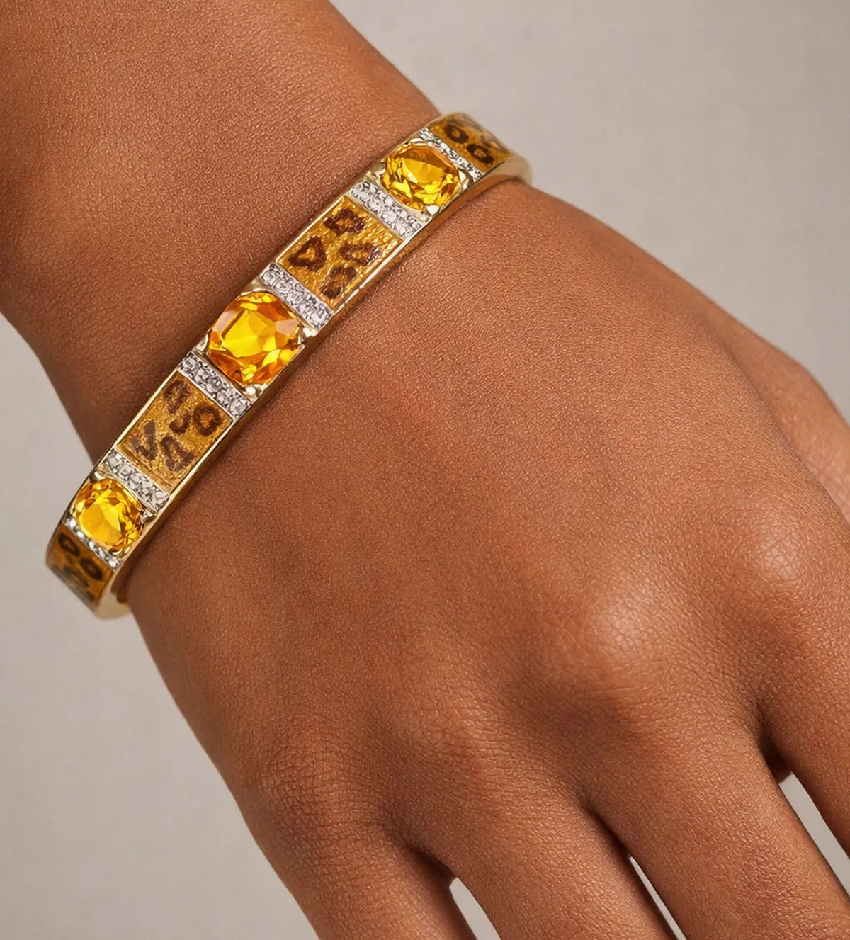 Pulsera de oro y esmalte con diamantes 111_6176 Pulsera de oro y esmalte con diamantes 111_6176 - Imagen 4