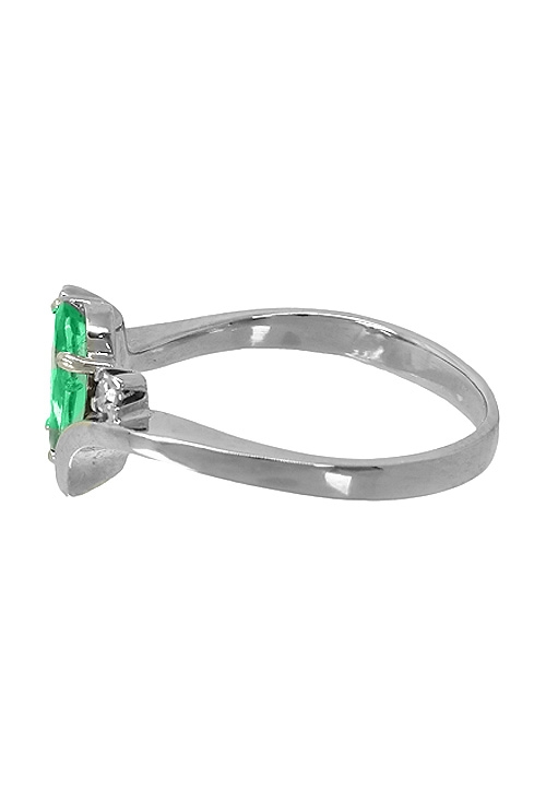 Sortija mujer oro blanco 18 ktes esmeralda y diamantes 037_SB10875 sortija de oro blanco diamantes y esmeralda fina precio especial muy barato para venta online vista tumbada 037_SB10875_02
