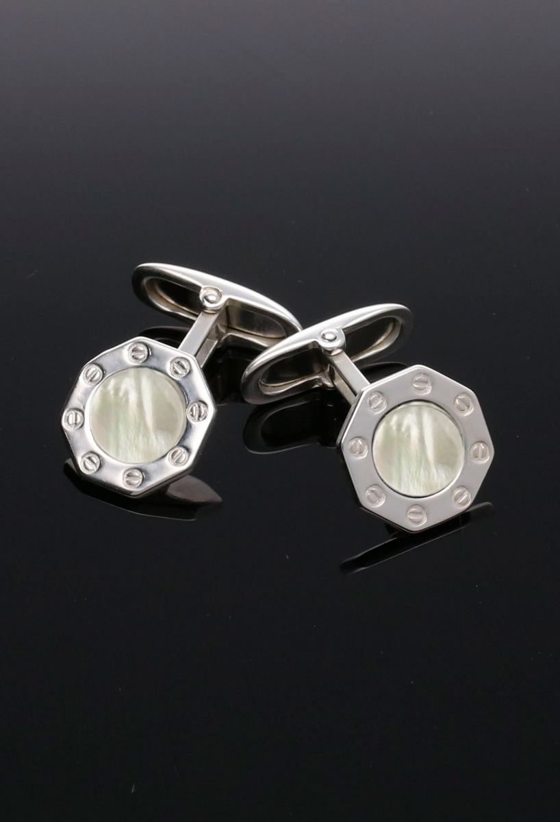 Gemelos plata con madre perla 248_0610-MP gemelos de plata con nacar o madre perla vista sin recortar fondo negro