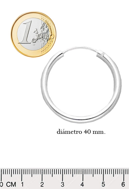 Pendientes de aro plata ley 240_ARO3-40 criolla de plata chanela redonda de 3 mm de grueso y 40 mm de diametro fotografia medida comparada con un euro