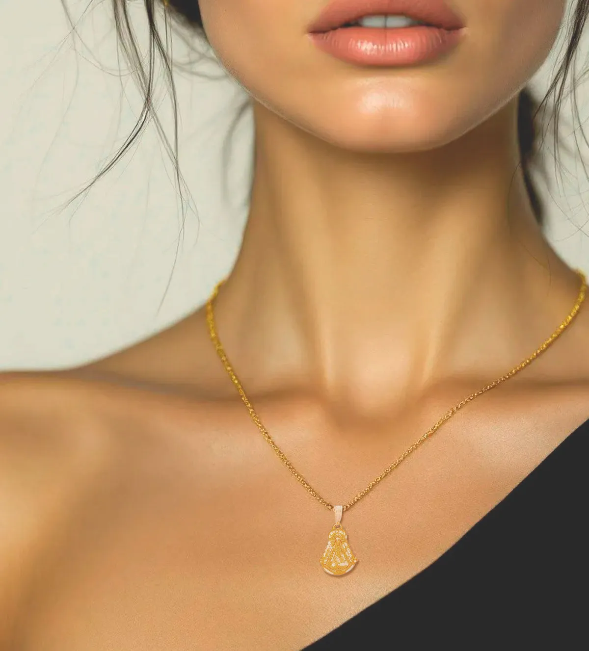 Medalla de oro Virgen del Rocío 033_P3050-320 medalla-de-oro-virgen-del-rocio-033_P3050-320 modelo