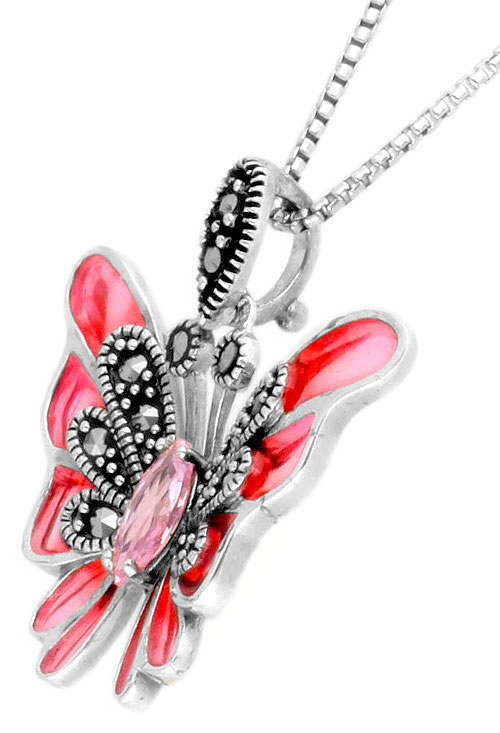 Gargantilla de plata motivo mariposa con marquesitas y vidriera rosa mariposa plata con marquesitas y alas rosas foto toma lateral para parrilla web joyeria el rubi