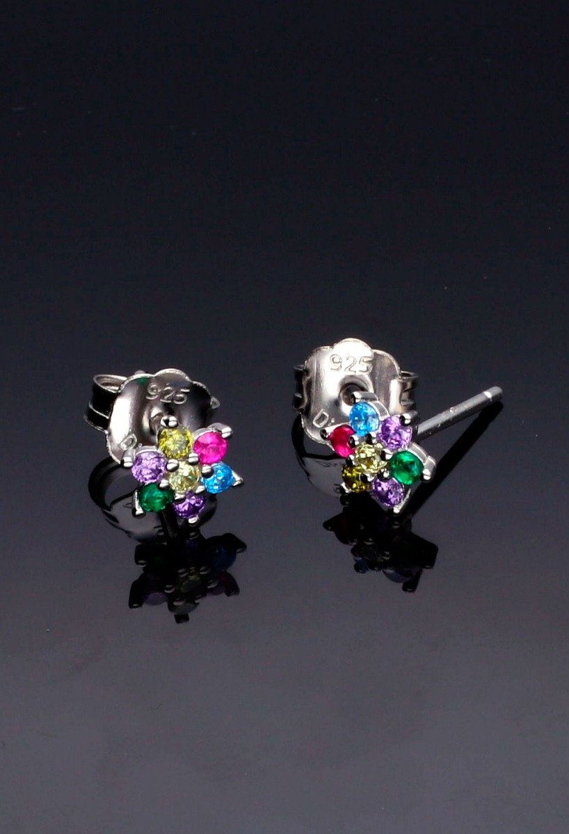Pendientes plata y cristales multicolores con forma de estrella 280_2023998-8 Pendientes plata y cristales multicolores con forma de estrella 280_2023998-8 fondo negro
