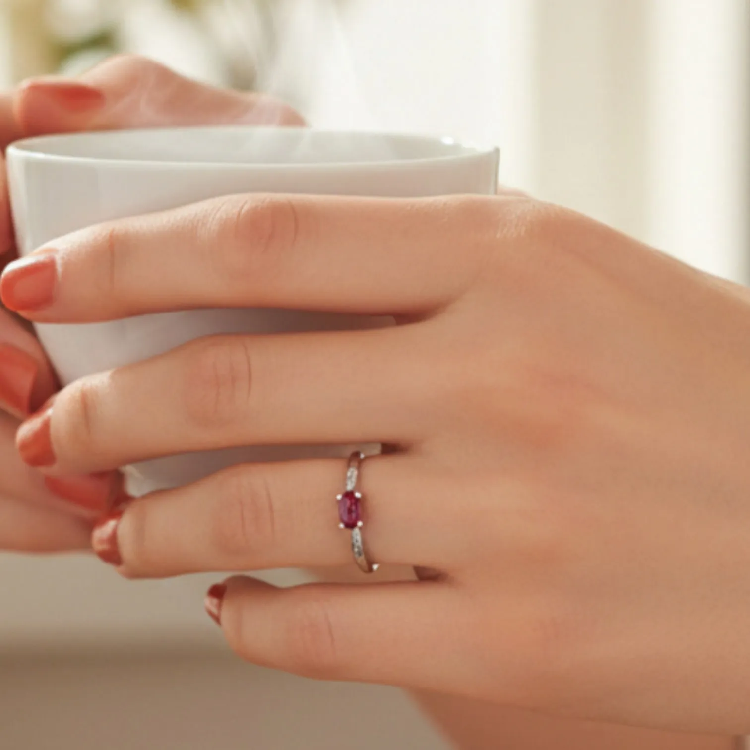 Anillo de oro blanco con rubí y circon 308_030FB-R anillo-de-oro-blanco-con-rubi-308_030FB-R rrss