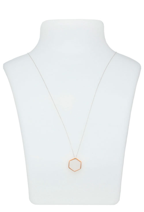 Gargantilla de oro bicolor 18k motivo hexagono 314_4484-45R gargantilla de oro bicolor blanco y rosa hexagono calado fotografia en expositor