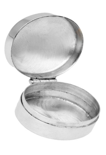 caja de plata para pastillas forma ovalada acabado brillo, fotografia para web el rubi toma tapa abierta