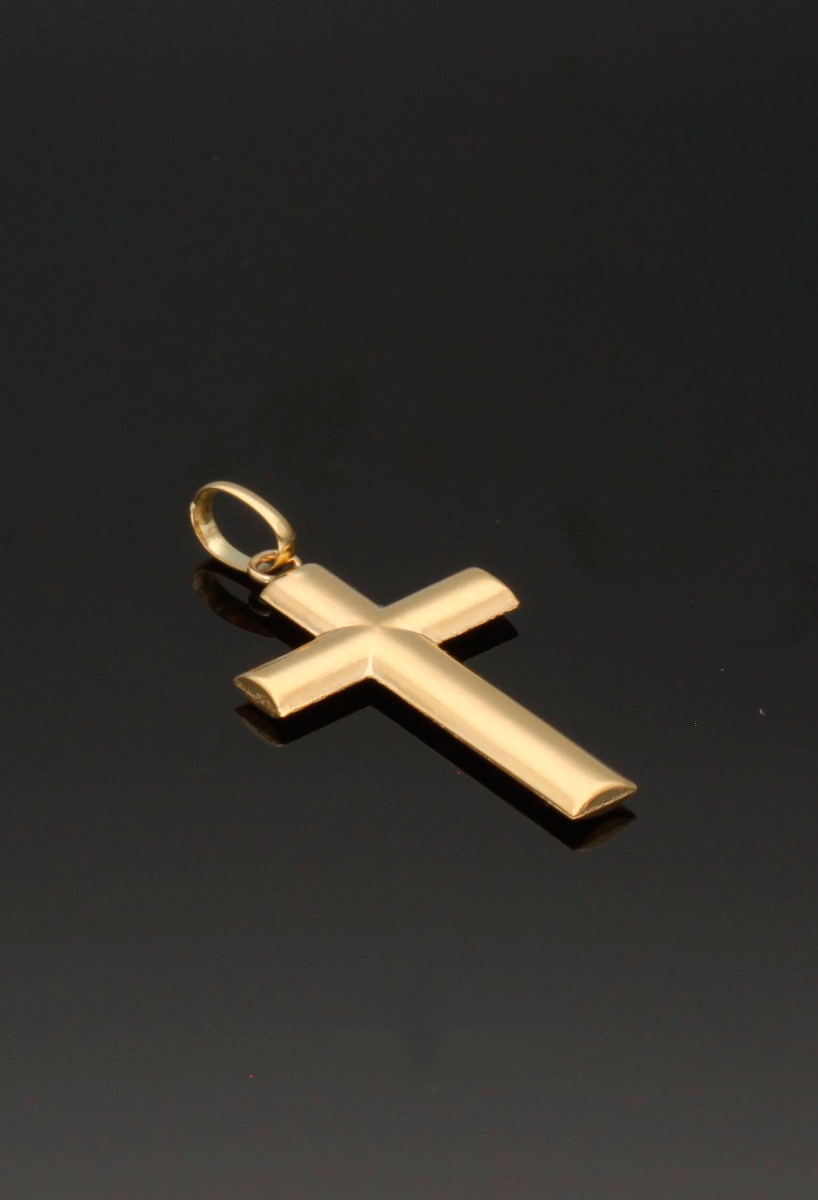 Cruz oro amarillo 18k chanela almendra 030_3881-20 cruz oro amarillo 18k foto fondo negro 030_3881-20 web el rubi joyeros