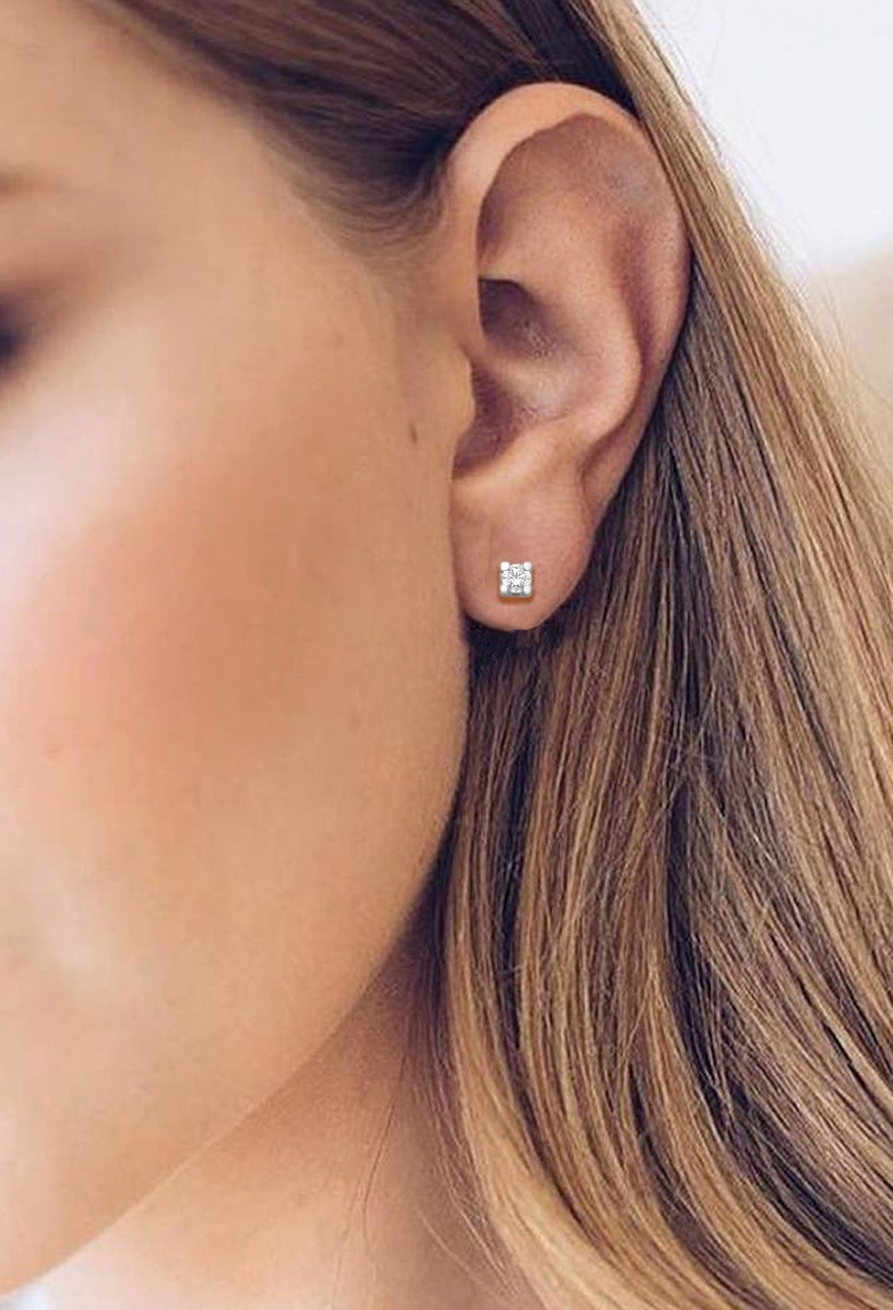 Pendientes oro 18 ktes y diamantes 243_IEL-AAAER pendientes oro blanco y diamantes vista frontal para web el rubi joyeros toma quinta