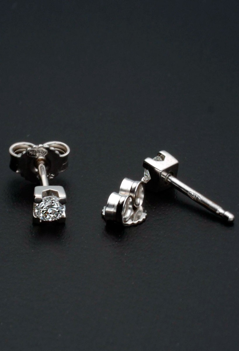 Pendientes oro 18 ktes y diamantes 243_IEL-AAAER pendientes oro blanco y diamantes vista frontal para web el rubi joyeros toma tercera