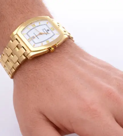 reloj de oro 18k para hombre marca CYMA 231_1817837_11
