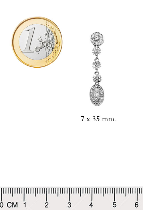 Pendientes largos oro blanco 18 ktes con brillantes 231_W757E pendientes largos oro blanco 18 kilates fotografia medidas comparadas para web el rubi joyeros