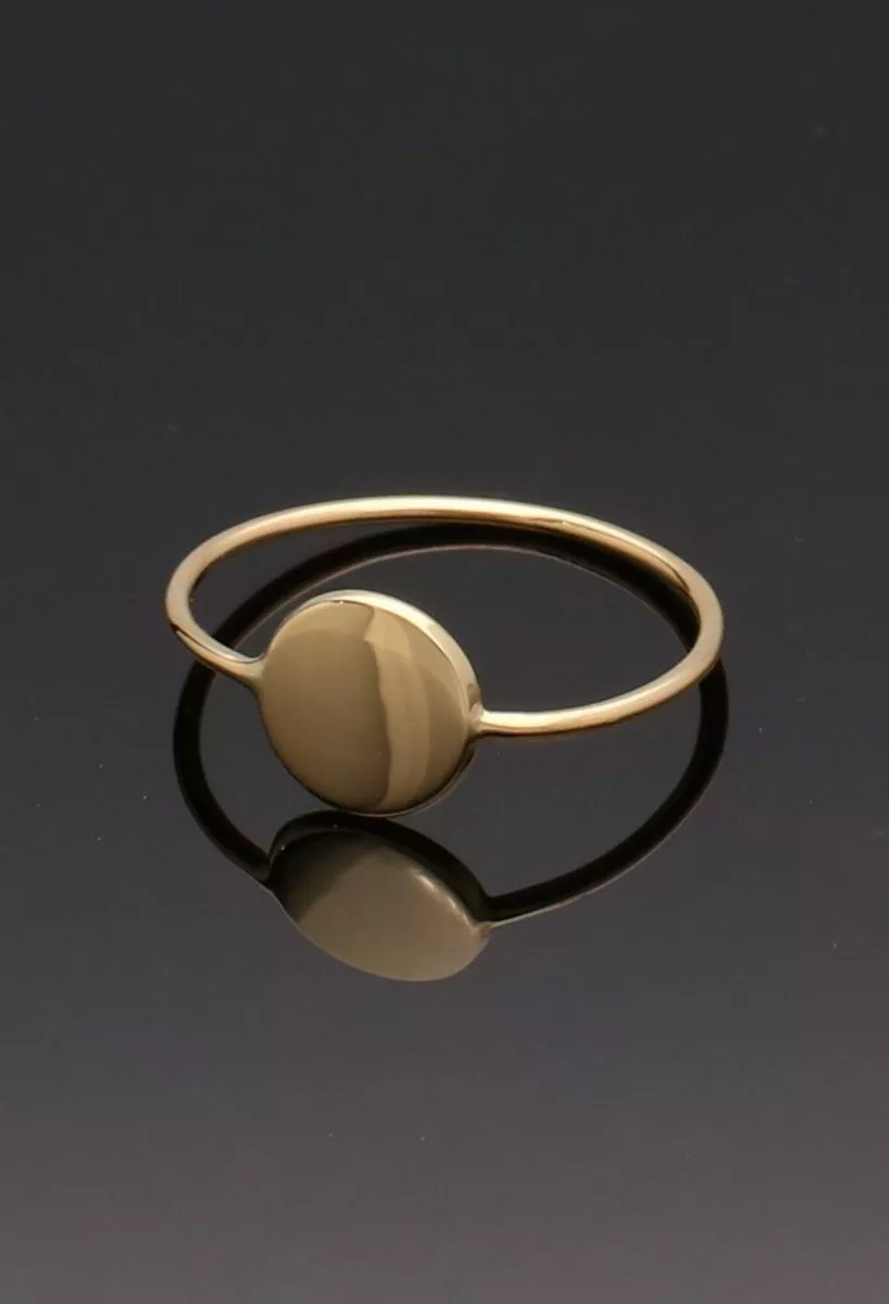 Anillo de oro amarillo motivo circular 030_2393-SOR anillo oro amarillo 18 kilates vista sin recortar para parrilla web