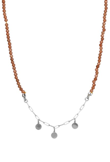 gargantilla cuarzos anaranjados y plata foto de frente