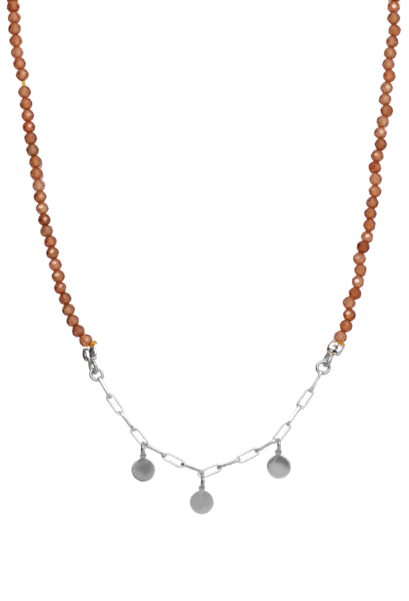 Gargantilla plata y cristales de cuarzo tono anaranjado 240_GP-3D-MA gargantilla cuarzos anaranjados y plata foto de frente