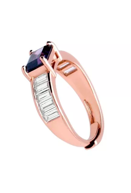 anillo plata chapada oro rosa con amatista y circonitas foto toma de lado